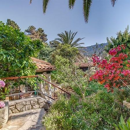 Apartment Julia Veli Lošinj Eksteriør billede